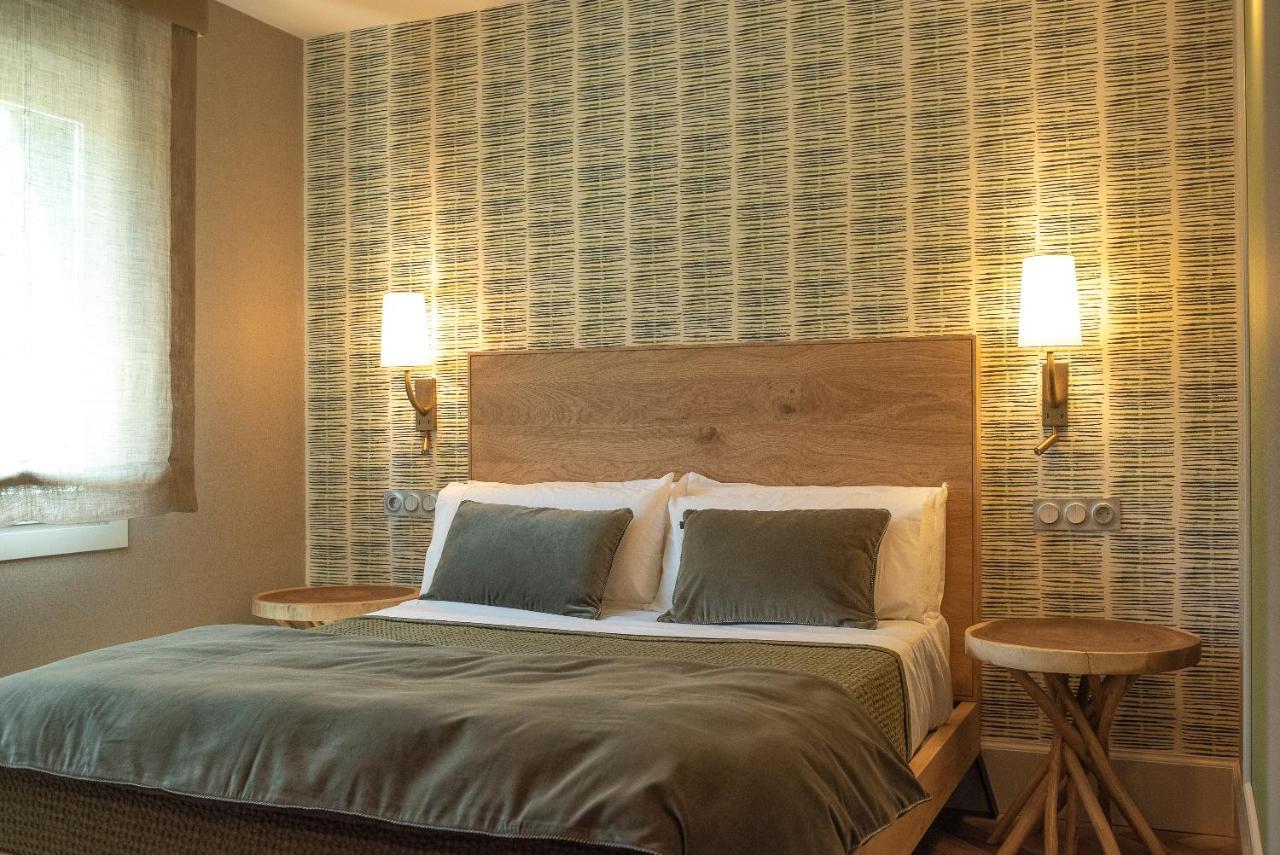 Apartamentos Boutique Fuente Real Comillas Luaran gambar